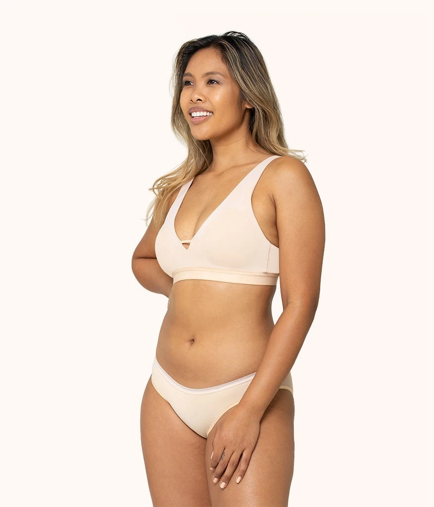 The Eco Deep V Bralette Bundle: Jet Black/Toasted Almond - Image 2