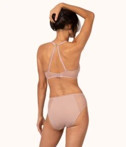 The Dot Mesh Unlined Bra: Orchid 12 The Dot Mesh Unlined Bra: Orchid -KIKIO Underwear Shop 4 on model back1 dot mesh unlined bra orchird 9b587921 d215 4ab4 8eff 8034d4db7f0a