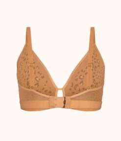 The Busty Bralette - Print: Latte Leopard -KIKIO Underwear Shop 5 product flat back busty bralette latte leopard 1d83fc9f e92e 4238 a2b6 415002ee9116